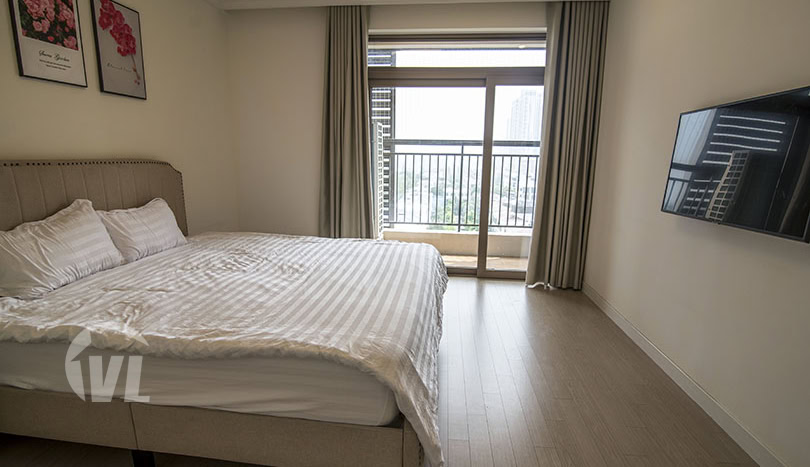 Corner 3 bedroom apartment in Starlake to rent