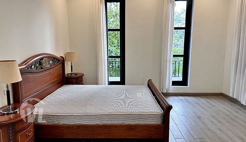Corner villa with swimming pool to rent in Ciputra 4 beds 4 baths