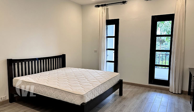 Corner villa with swimming pool to rent in Ciputra 4 beds 4 baths