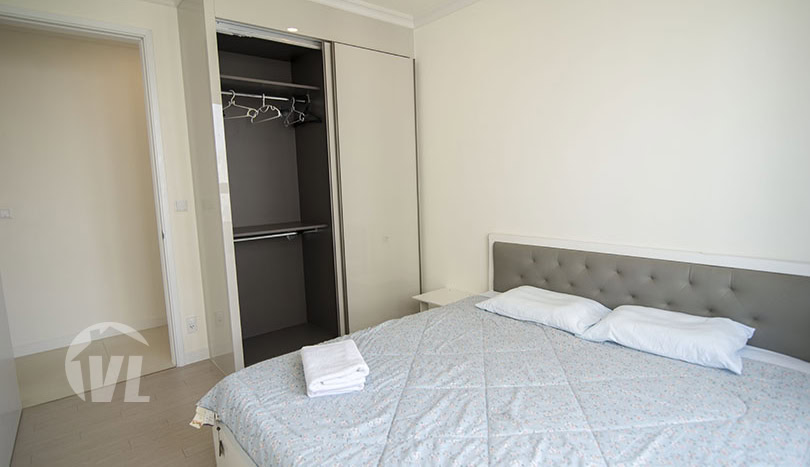 Minimalist style Starlake 3 beds apartment to rent in Hanoi