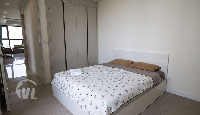 Minimalist style Starlake 3 beds apartment to rent in Hanoi