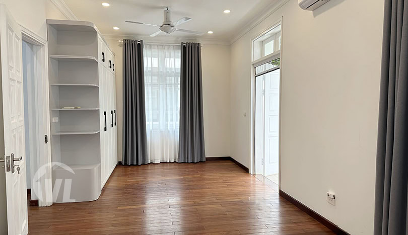 New 5 bed villa to rent in T Block in Ciputra