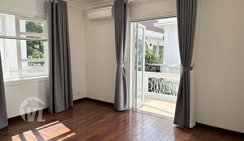 New 5 bed villa to rent in T Block in Ciputra