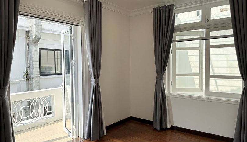 New 5 bed villa to rent in T Block in Ciputra