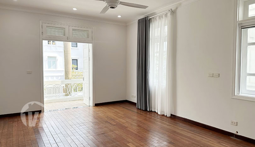 New 5 bed villa to rent in T Block in Ciputra