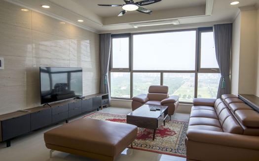 Spacious 3 bedroom apartment with open view in Starlake