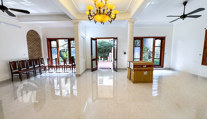 Upgraded house with large garden to rent on To Ngoc Van