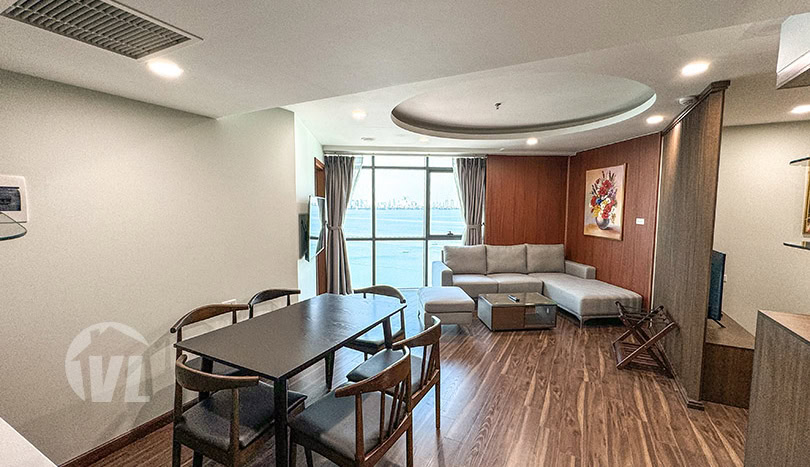 2 bedroom apartment for rent in Truc Bach with lake view