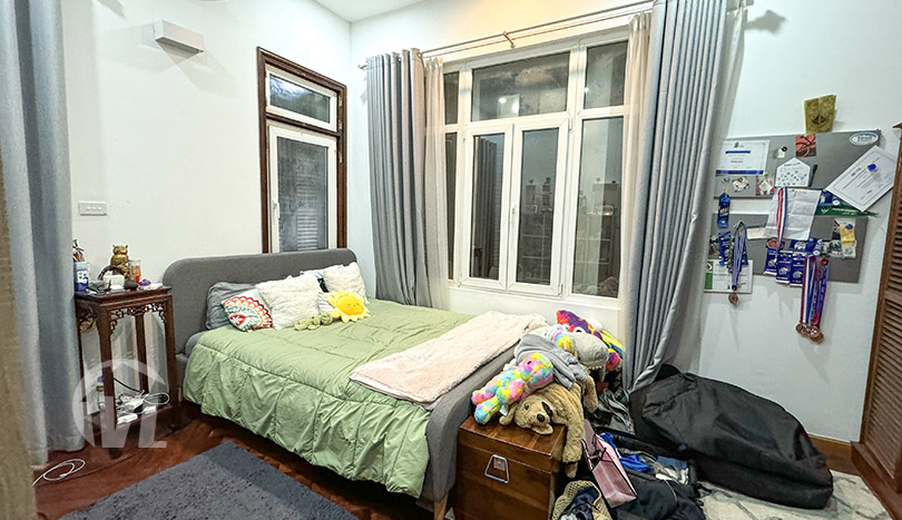 5 beds house to rent in Tay Ho area