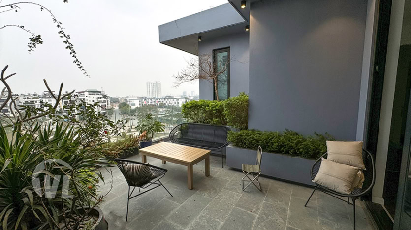 4 bed apartment to rent close to the LFAY in Hanoi Long Bien