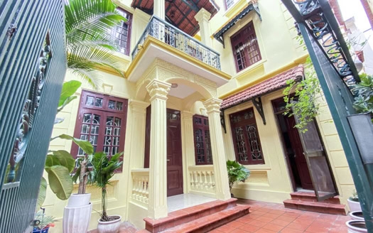 Charming 4 bedroom house in Tay Ho - Spacious, bright and convenient