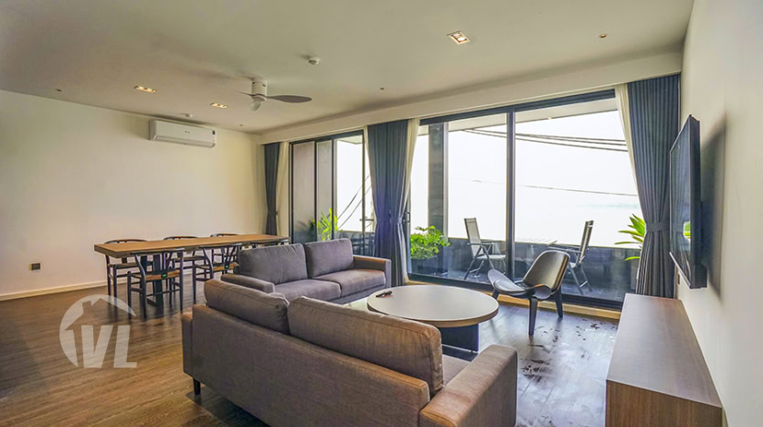 New Tay Ho lake view 3 bedroom apartment to lease