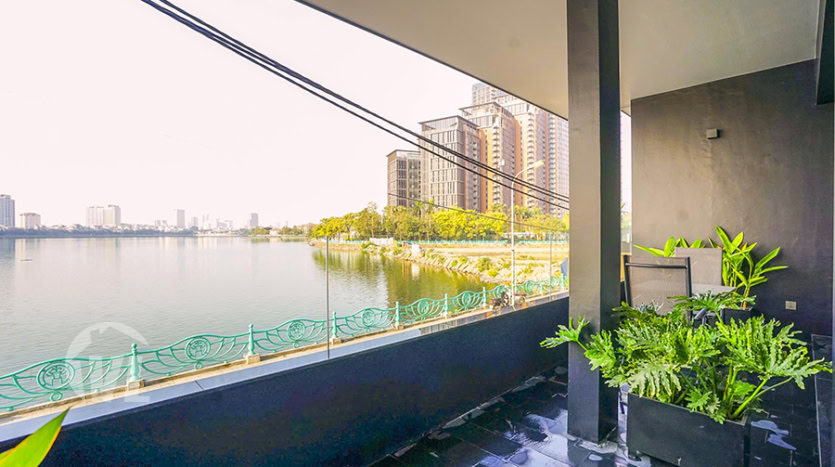 New Tay Ho lake view 3 bedroom apartment to lease