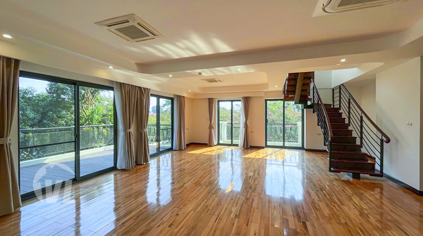 New duplex 4 bedroom apartment to lease in Tay Ho district