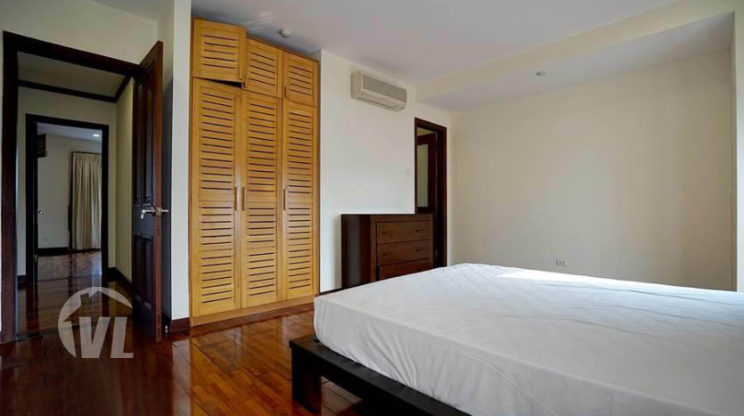 3 bedroom serviced apartment to lease in Hoan Kiem Hanoi center