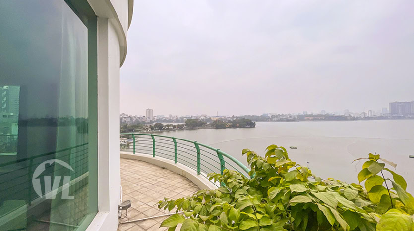 Luxury 3-Bedroom Penthouse for Rent on Tay Ho Lake