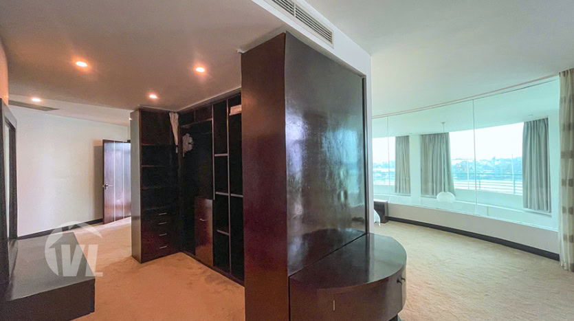 Luxury 3-Bedroom Penthouse for Rent on Tay Ho Lake