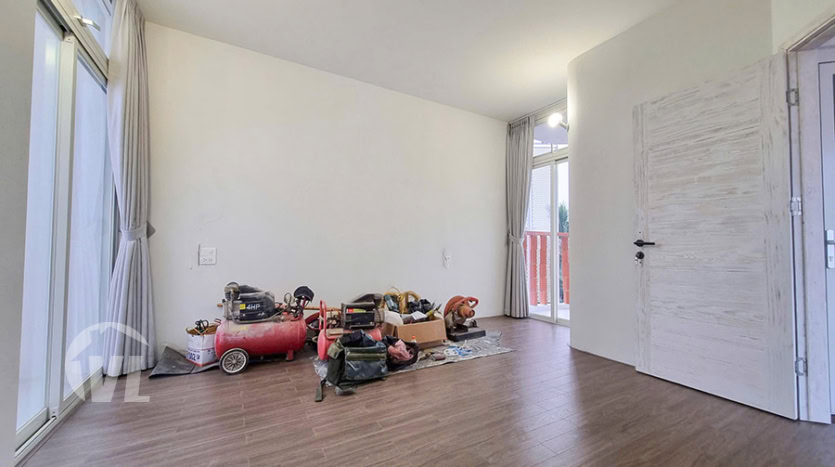 Modern 2-Bedroom Duplex Apartment for Rent in Ngoc Thuy near LFAY