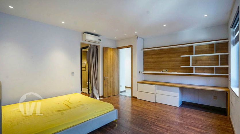 Modern 4 bedrooms villa with elevator and West Lake view in Hanoi