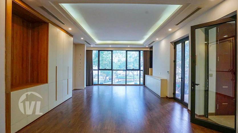 Modern 4 bedrooms villa with elevator and West Lake view in Hanoi