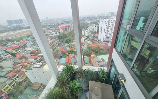 Unique_triplex_apartment_with_terrace_for_rent_in_Long_Bien_Hanoi