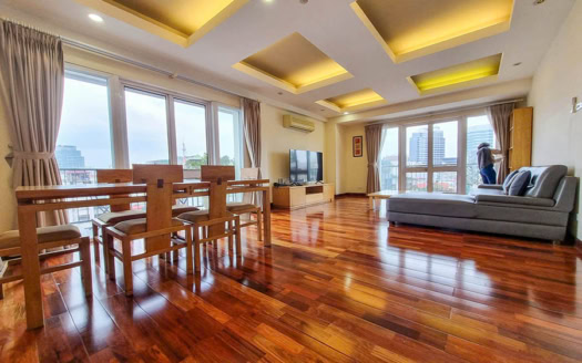 134 sq m 2 bedroom apartment to lease in Hoan Kiem on a high floor