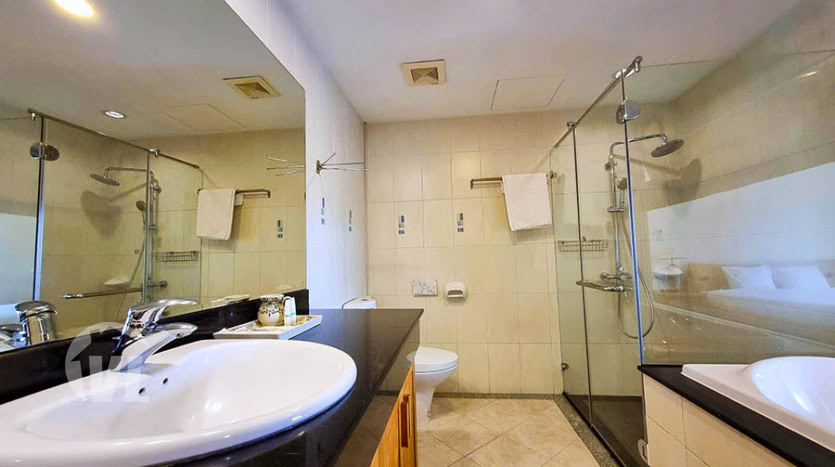 134 sq m 2 bedroom apartment to lease in Hoan Kiem on a high floor