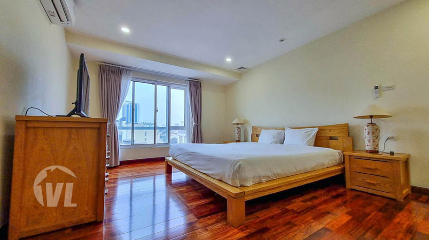 134 sq m 2 bedroom apartment to lease in Hoan Kiem on a high floor