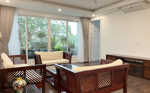 Spacious 4 bedroom apartment for rent in E5 tower Ciputra