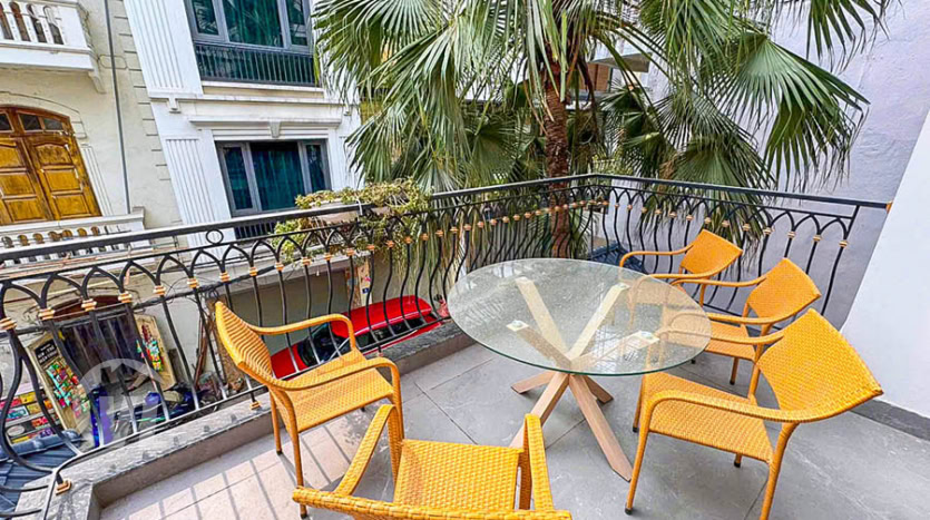 4 bed 4 bath new house for rent with garden in Tay Ho