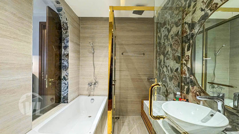 4 bed 4 bath new house for rent with garden in Tay Ho