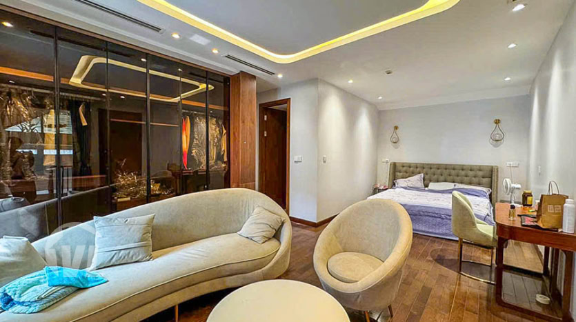 4 bed 4 bath new house for rent with garden in Tay Ho