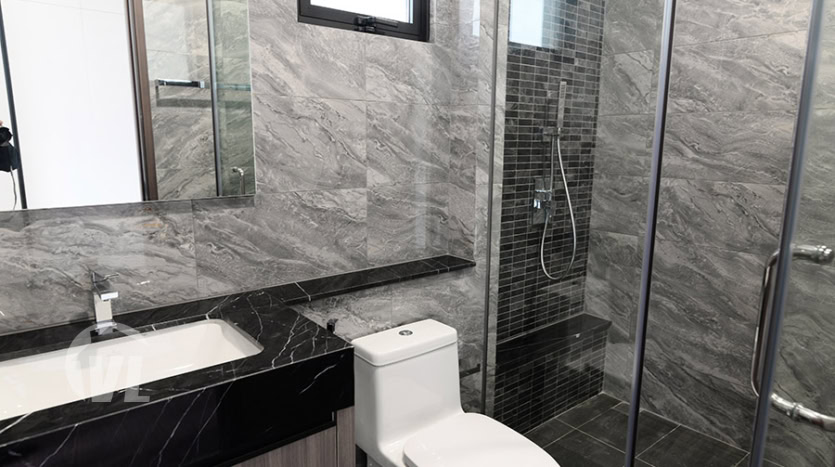 Brand new furnished 4 bedroom high floor apartment in Heritage facing the West Lake