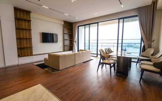 Brand new furnished 4 bedroom high floor apartment in Heritage facing the West Lake