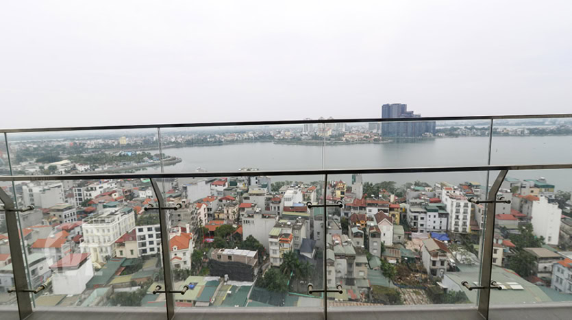 Brand new furnished 4 bedroom high floor apartment in Heritage facing the West Lake