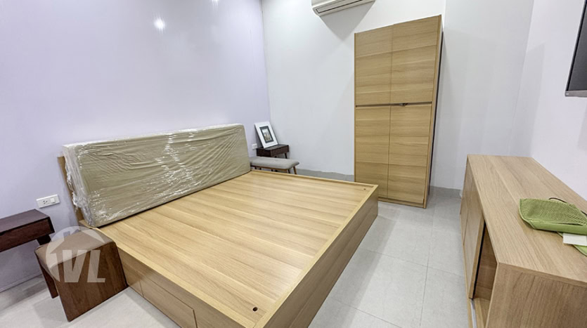 Modern and Furnished 3 bed 2 bath house with garden in Tay Ho