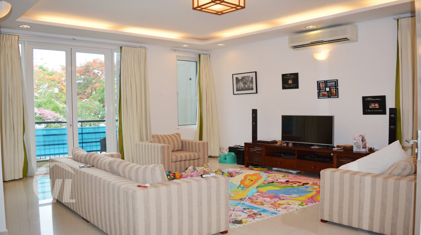 4 bedroom house for rent in Tay Ho