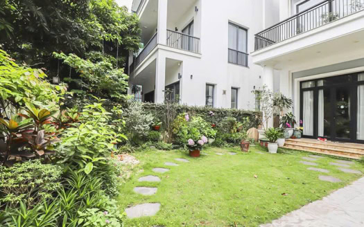 4 bedroom villa in Vinhomes Riverside