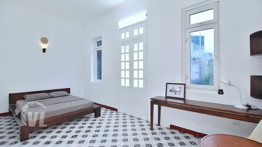 Charming Furnished House with Cozy Garden for Rent in Tay Ho