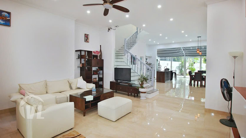 Charming Furnished House with Cozy Garden for Rent in Tay Ho