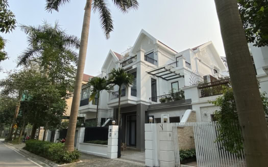 Ciputra villas rental price