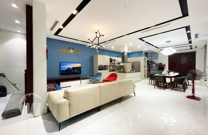 Luxury 5 Bedroom Villa for Rent in Vinhomes Riverside
