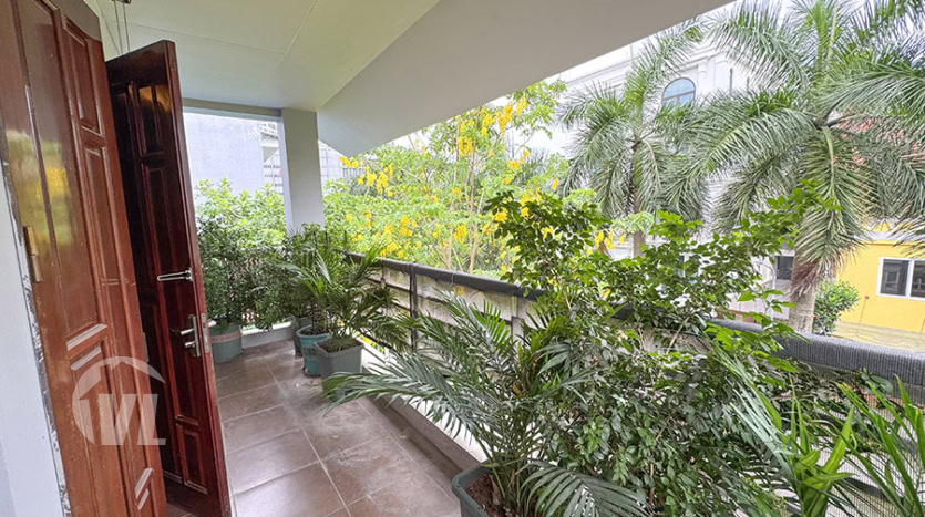5-Bedroom House for Rent in Tay Ho – Car Access –
