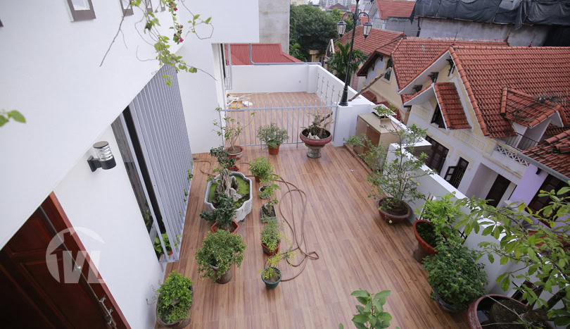 Modern 5 bedroom house for rent in Tay Ho