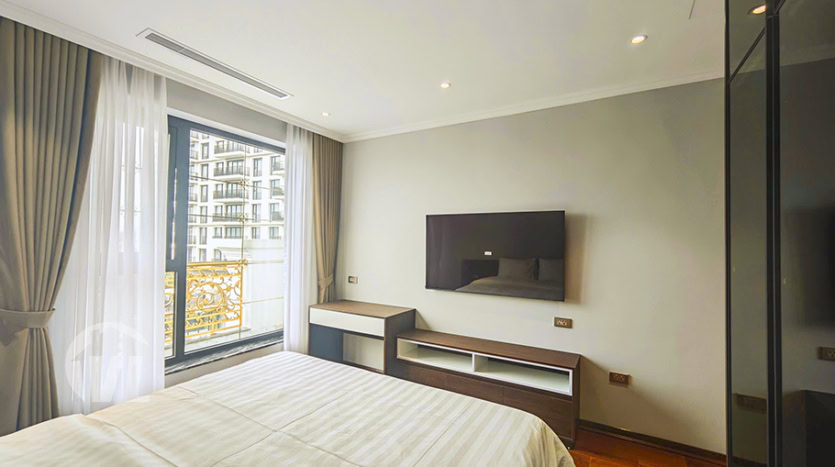 Spacious & Modern 4-Bedroom Apartment for Rent in Tay Ho