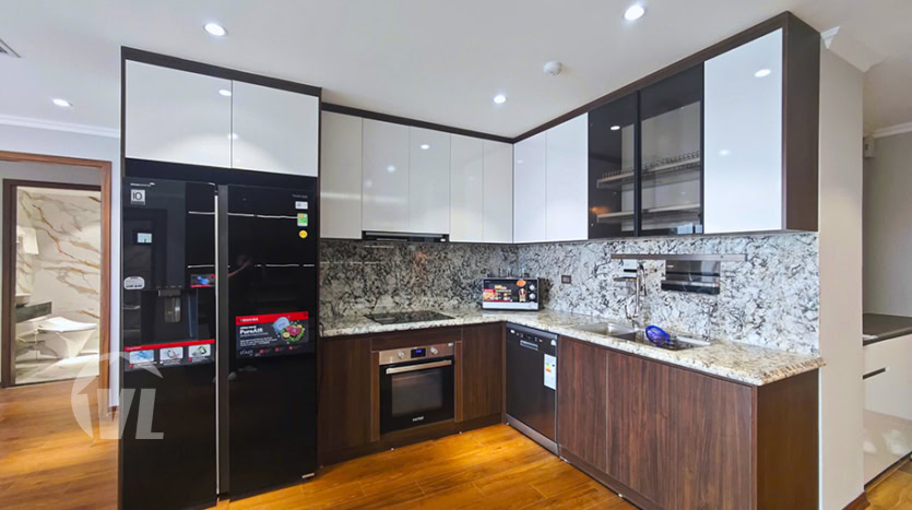 Spacious & Modern 4-Bedroom Apartment for Rent in Tay Ho