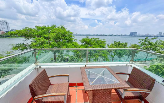 5-Bedroom Villa with Tay Ho View and Expansive Garden for Rent