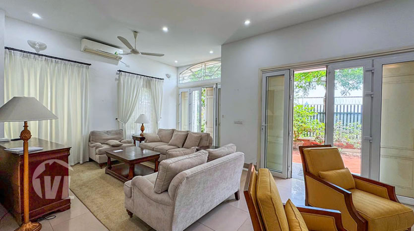 5-Bedroom Villa with Tay Ho View and Expansive Garden for Rent