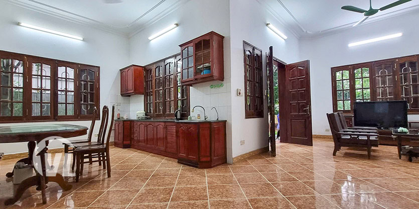 Rental house in Long Bien with big garden 2 bed 2 bath