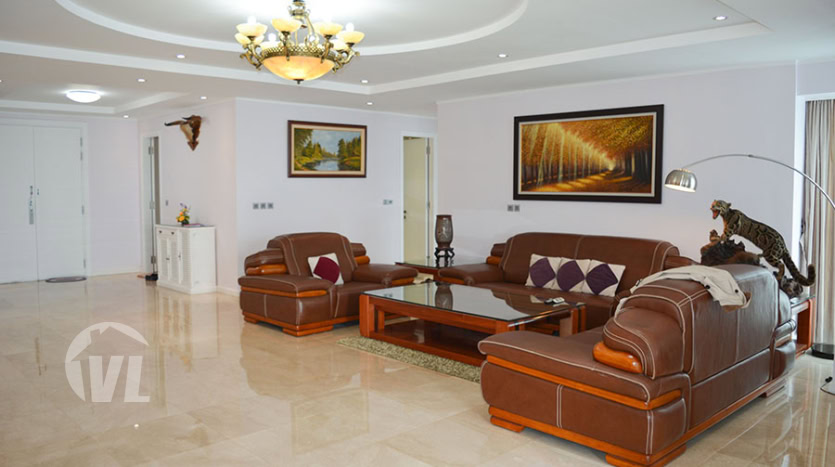 Spacious 4-Bedroom Apartment with Golf Course View in Ciputra – 267 sqm